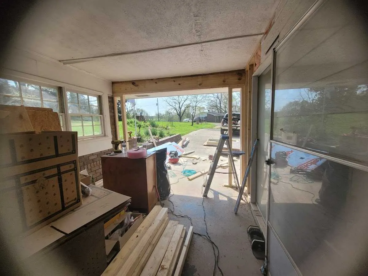 Air movers and dehumidifier for Water Mitigation Services in Azalea Park